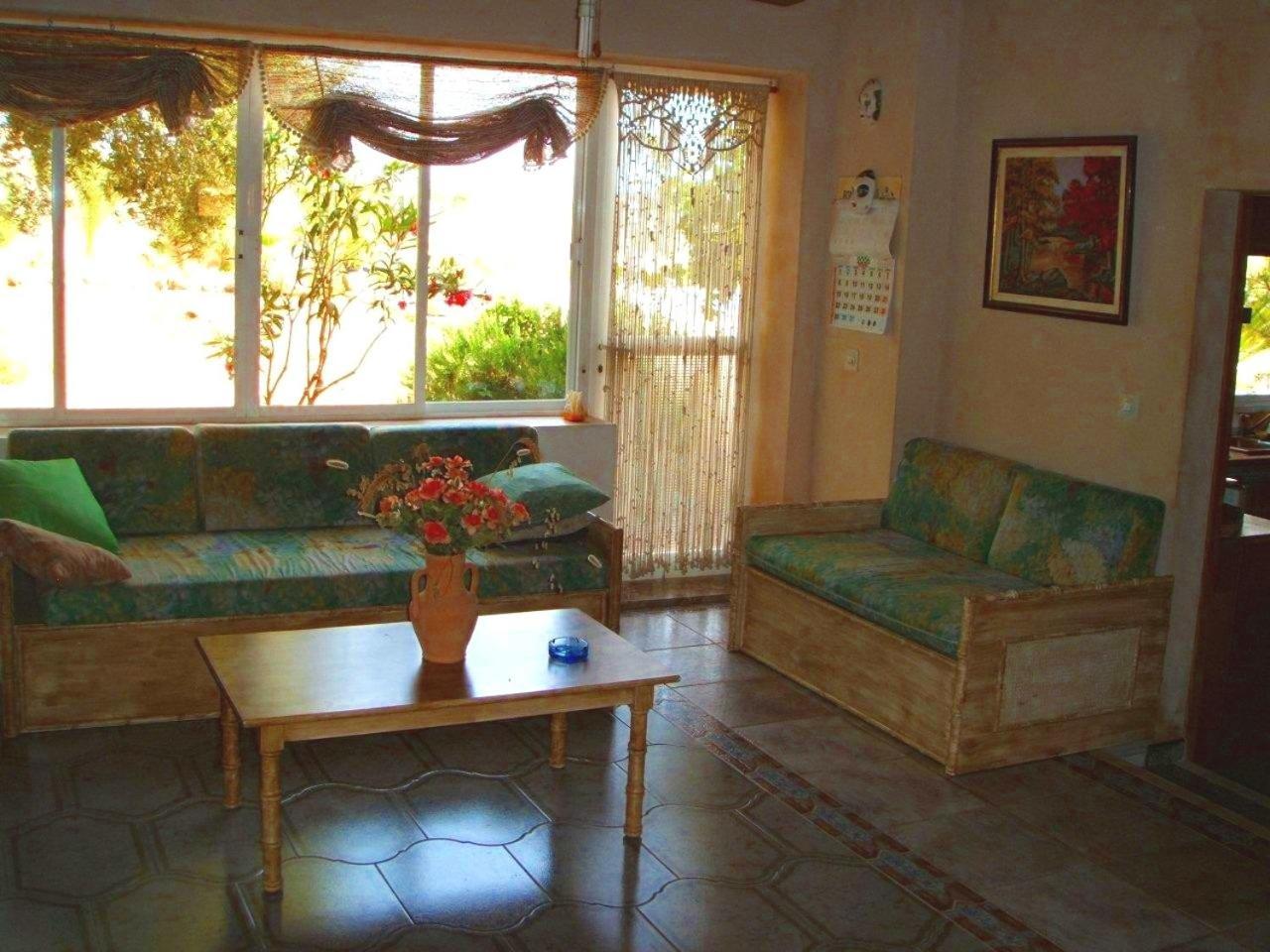 Can Bril كامبوس المظهر الخارجي الصورة